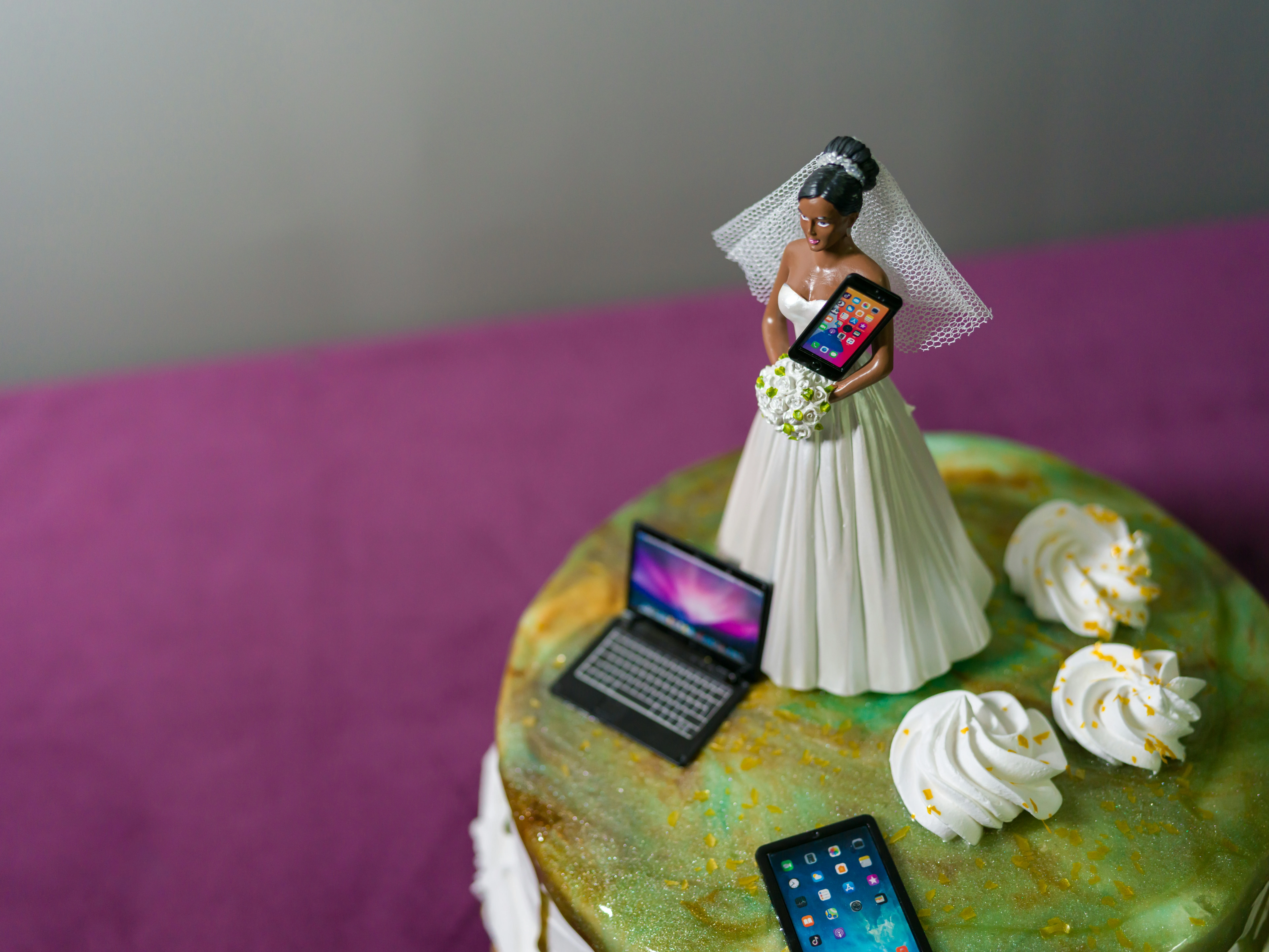 Tech Addiction vs Habit